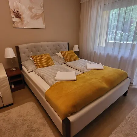 Jokai Apartman Szarvas Exterior photo